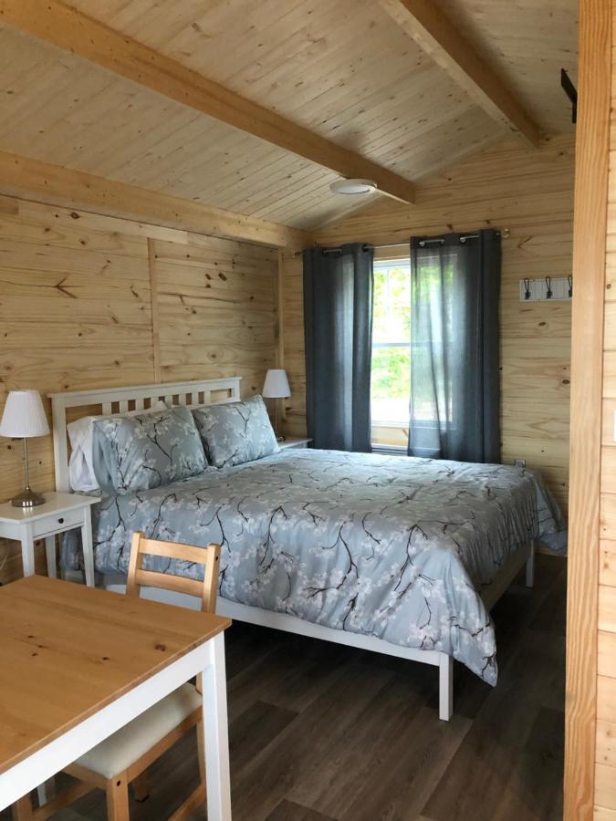 Les chalets de la colline inc Baie-Sainte-Catherine Extérieur photo
